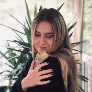 Meet your Posher, Elena